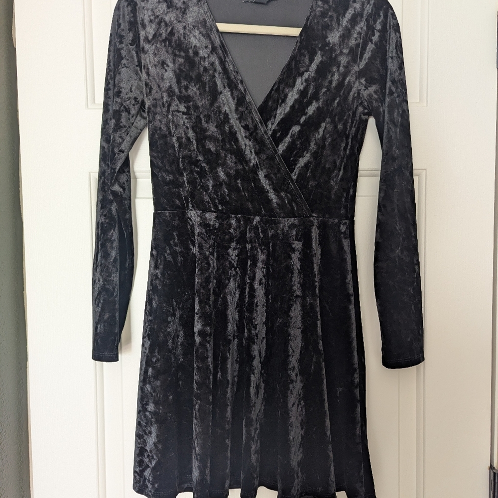 Forever 21 Black Velvet Mini Dress